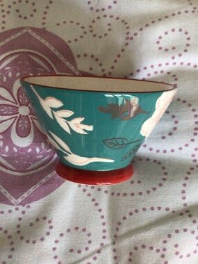 Ceramic Decorative Cat Bowl in Teal with Red Base